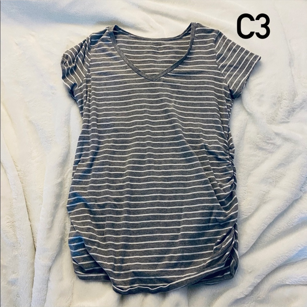 Gray & white stripe Motherhood maternity top